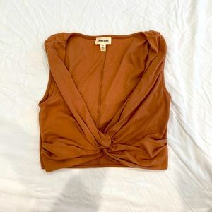 Crop top twist front tank